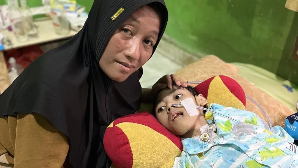 Otak Motorik Hancur Dan Tak Bisa Bicara Yuk Bantu Alif Sembuh