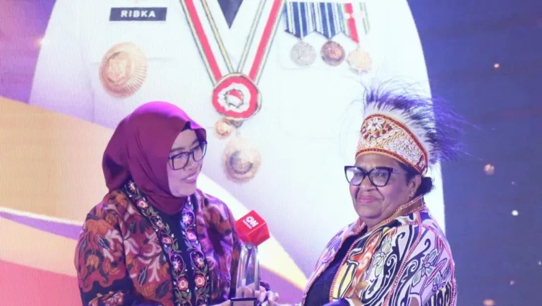 Membangun Generasi Unggul Ketua Umum Tp Pkk Dorong Siswa Sman 9 Gowa Kembangkan Bakat Dan Jati Diri Di Era Digital